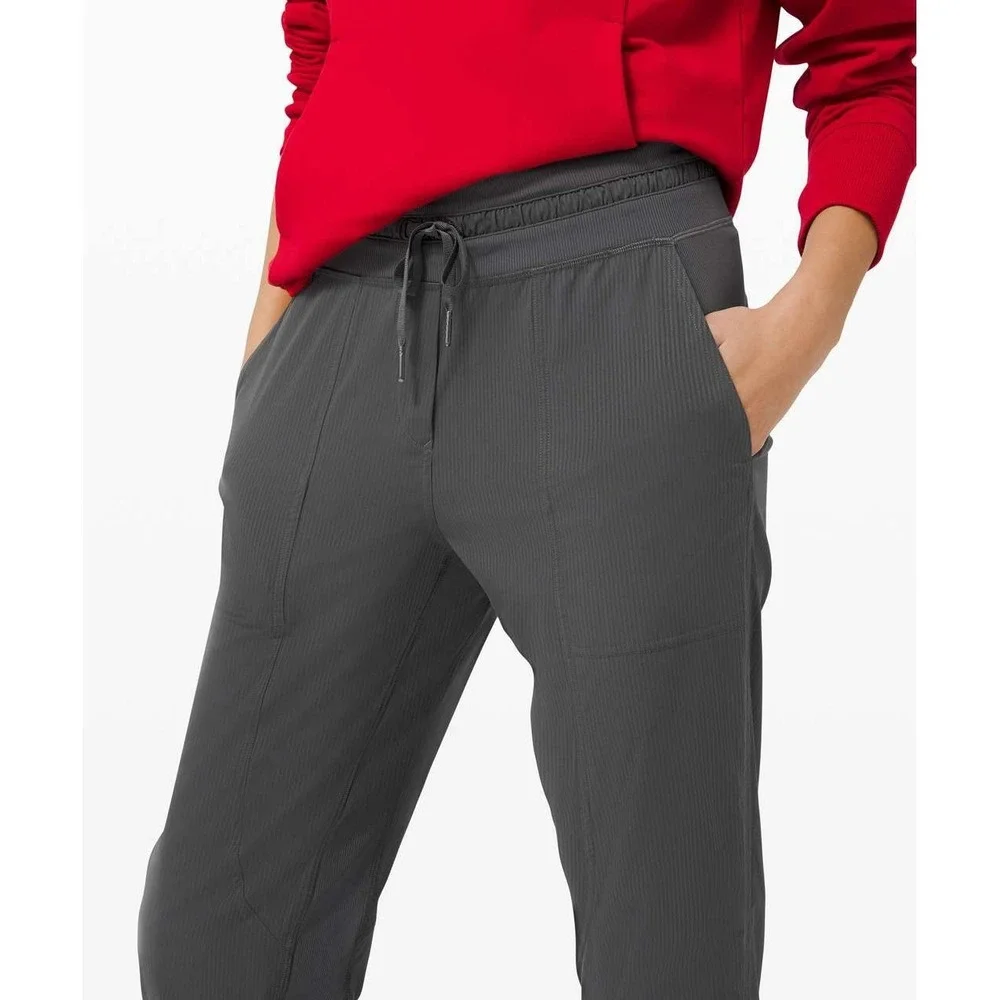 Lululemon Dance Studio Crop Pants 25" Size 6 Graphite Gray Stripe Lightweight - Picture 7 of 16